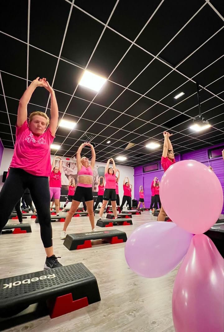 Cours collectif énergie rose Wake Up Form